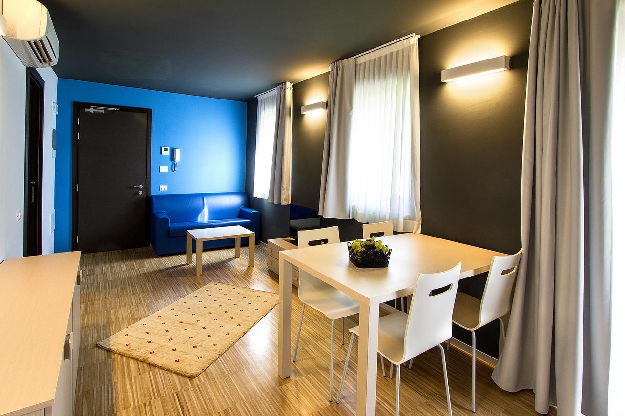 Residence Bleu San Dorligo della Valle Esterno foto